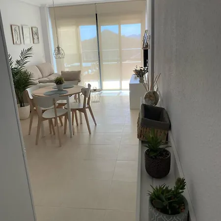 Paradise By E&j Apartment