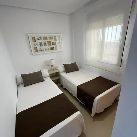 Paradise By E&j Apartment